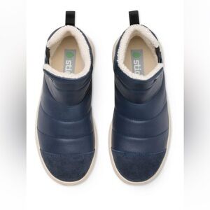 Stio Navy Blue Mulberry Leather Colter Treaded Weather Resistant Winter Boots